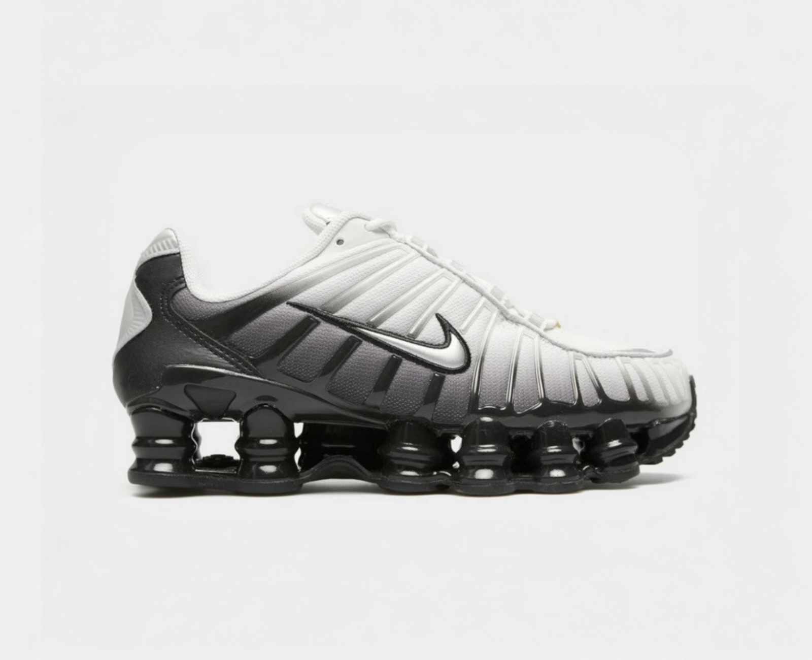 nike shox fade