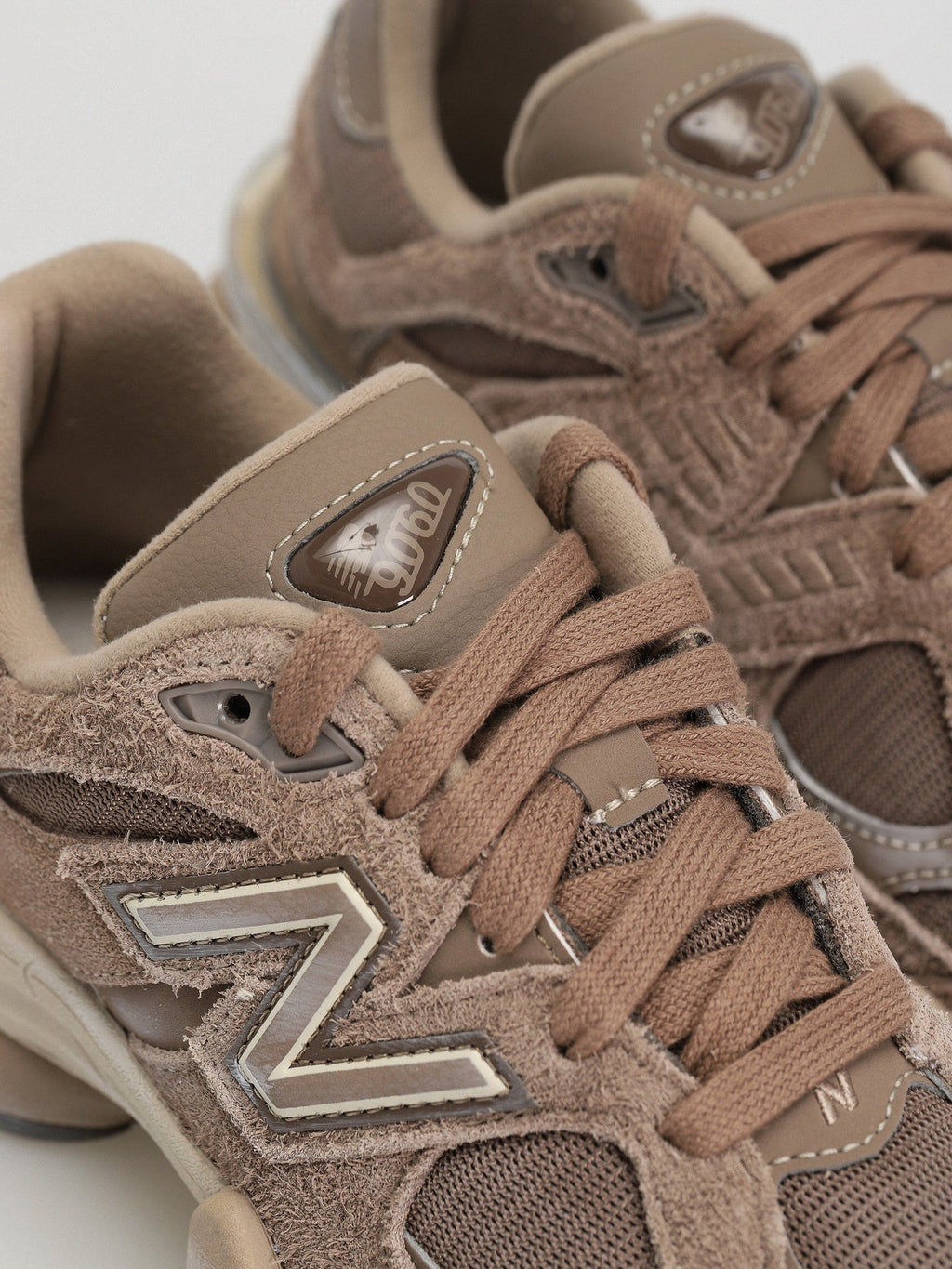 Сникърси New Balance 9060 Mushroom U9060PB New Balance