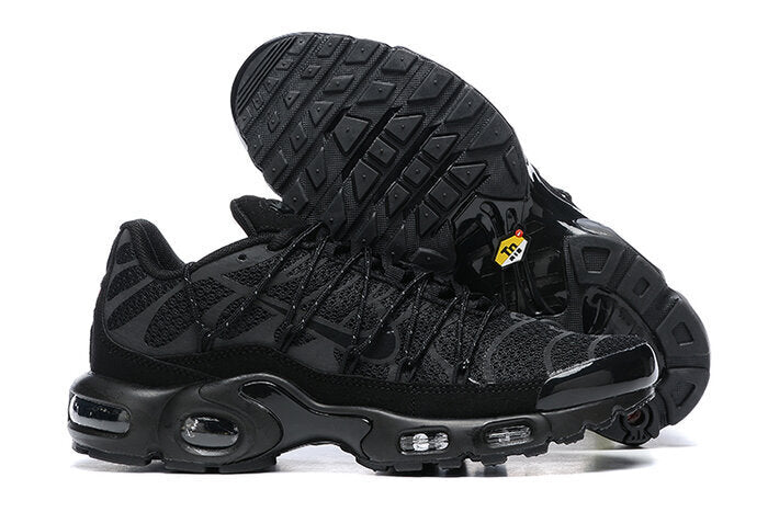 NIKE AIR MAX PLUS TN UTILYTY TRIPLE BLACK