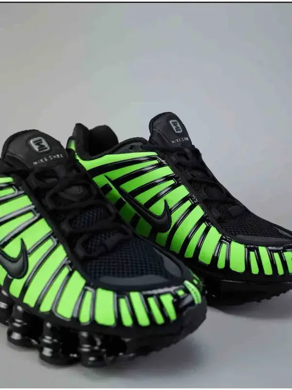 NIKE SHOX TL THERMOREACTIVE GREEN