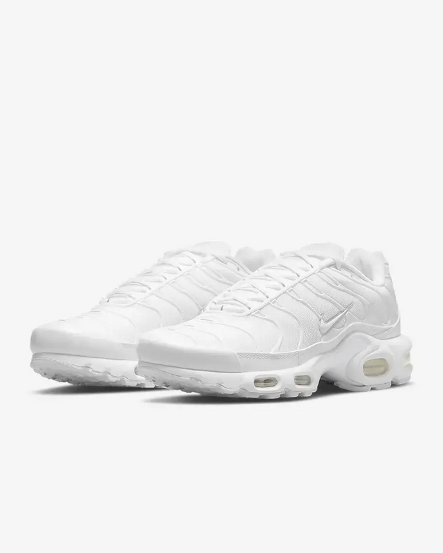 NIKE AIR MAX PLUS TN TRIPLE WHITE
