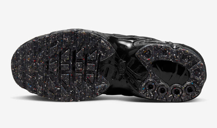 NIKE AIR MAX PLUS TN TERRASCAPE BLACK