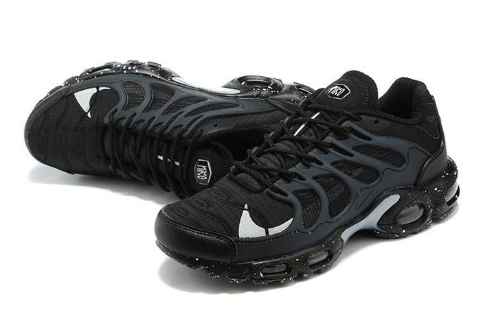 NIKE AIR MAX PLUS TN TERRASCAPR SPACE