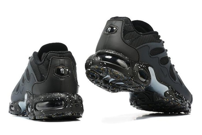 NIKE AIR MAX PLUS TN TERRASCAPR SPACE