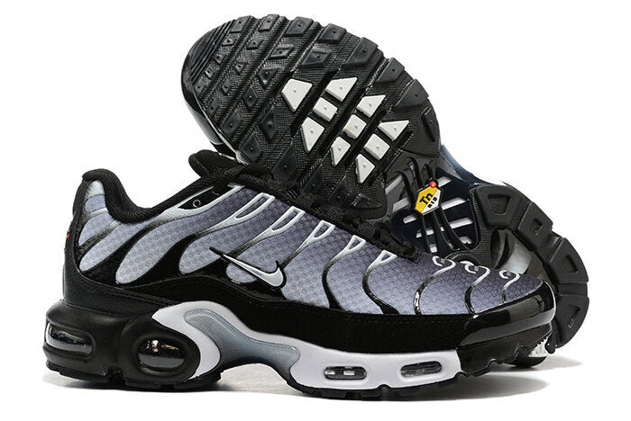 NIKE AIR MAX PLUS TN SMOKE