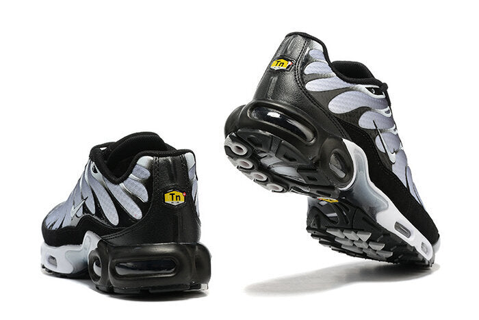 NIKE AIR MAX PLUS TN SMOKE
