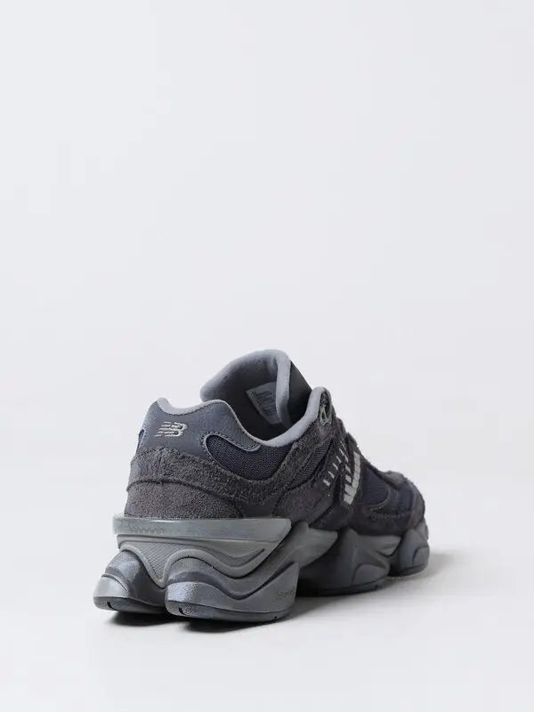 New Balance 9060 Magnet