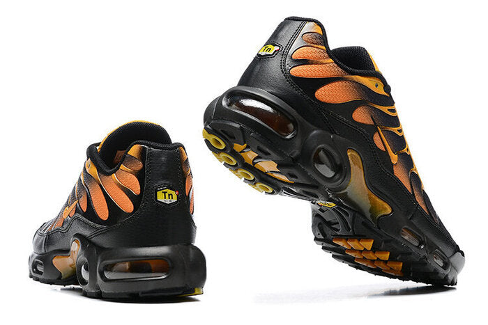 NIKE AIR MAX PLUS TN BEE