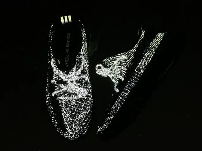 NIKE YEEZY BOOST 350V2 STATIC BLACK
