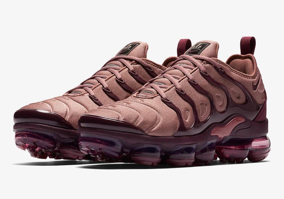 NIKE VAPORMAX PLUS PURPLE