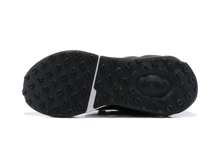 NIKE AIR MAX BLACK AND WHITE
