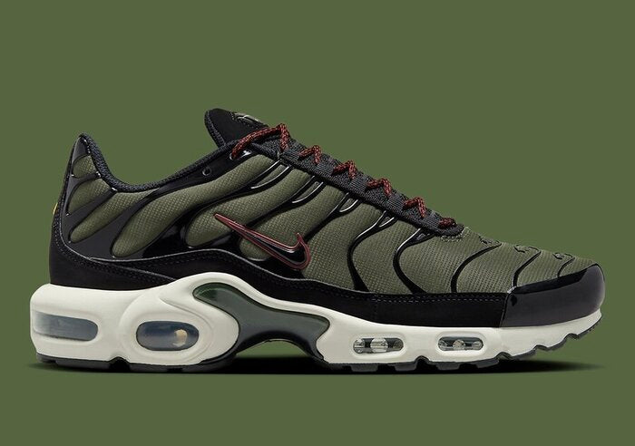 NIKE AIR MAX PLUS TN MILITARY GREEN