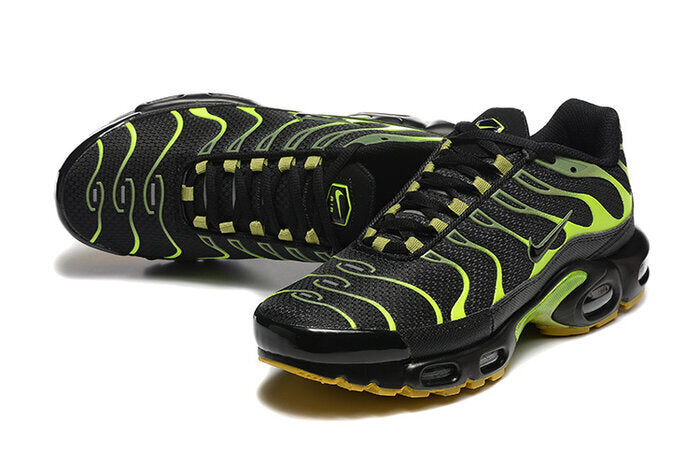 NIKE AIR MAX PLUS TN ELECTRIC GREEN