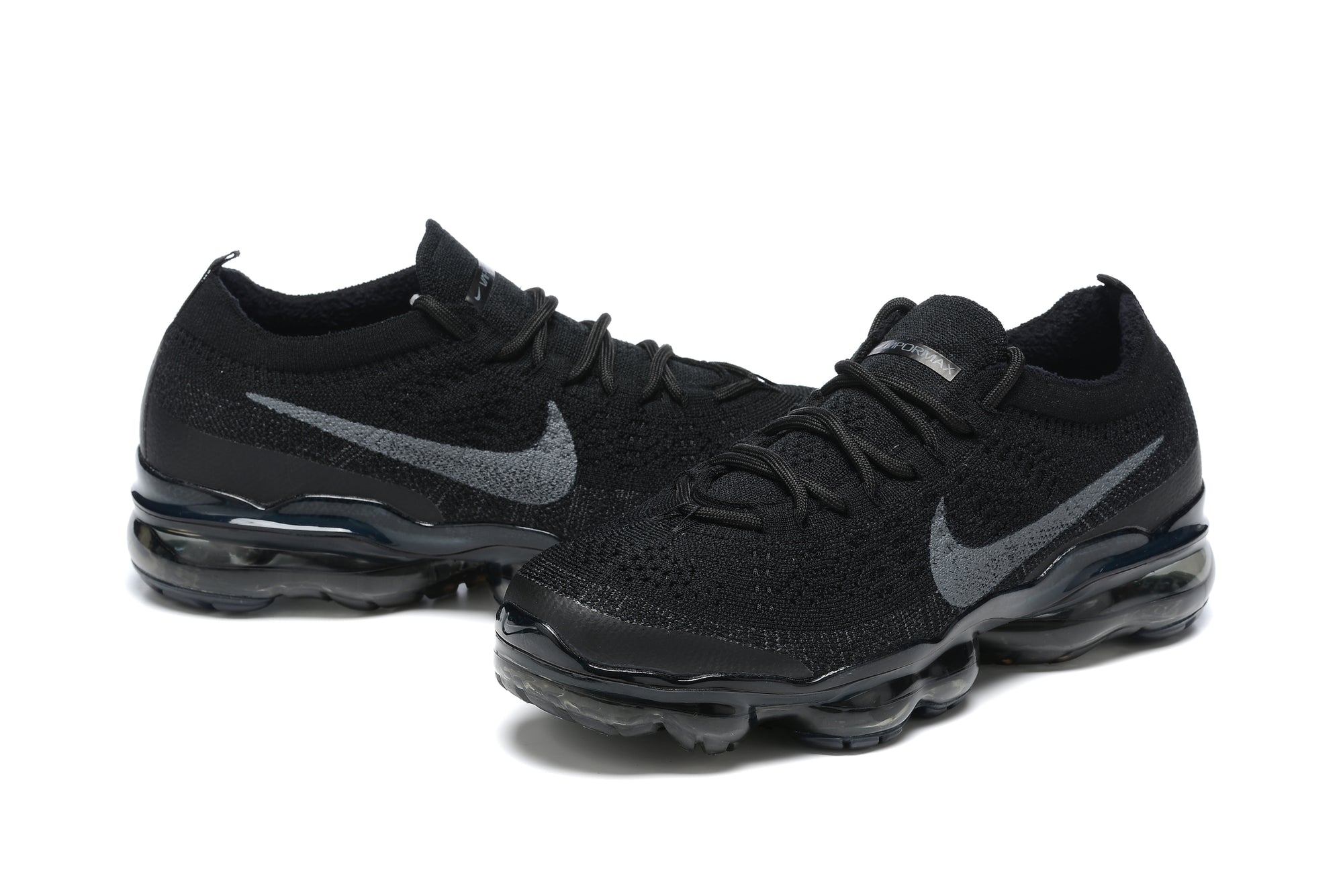 NIKE AIR VAPORMAX PLUS BLACK