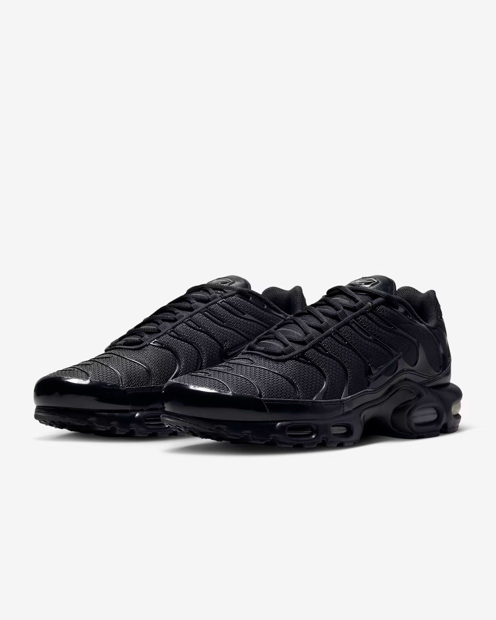 Nike Air Max Plus TN "Triple Black"