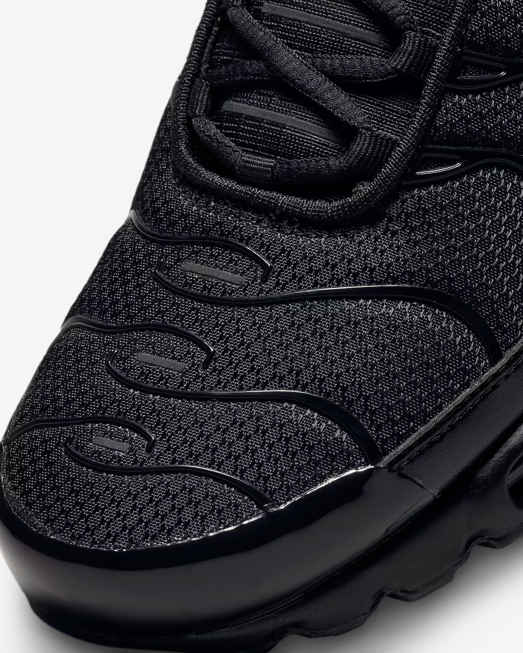 Nike Air Max Plus TN "Triple Black"