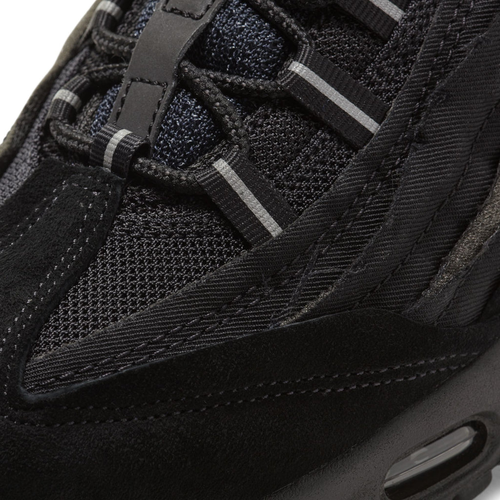 Nike Air Max 95 x COMME des GARÇONS TRIPLE BLACK
