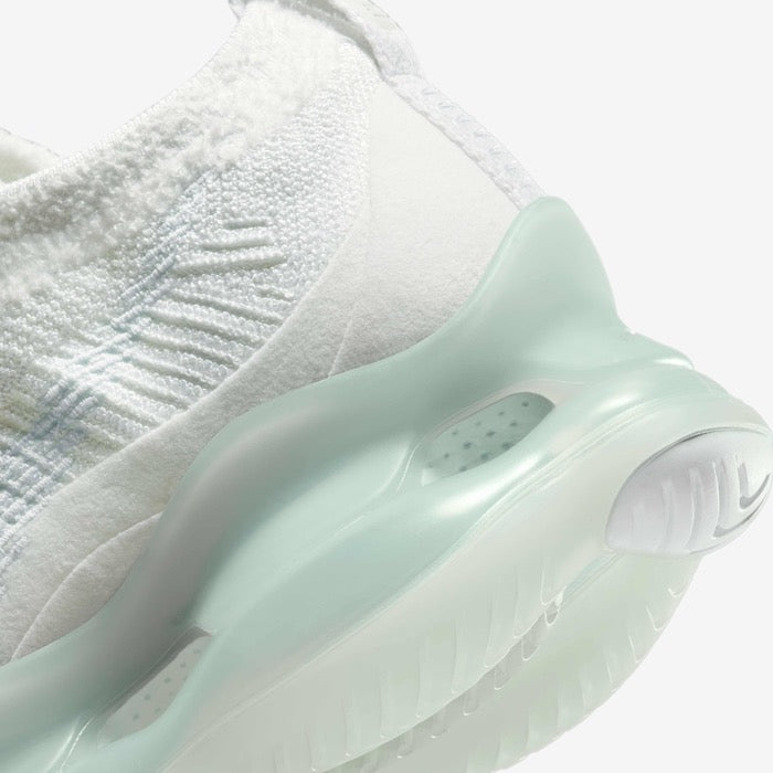 Nike Air Max Scorpion Flyknit „White / Football Grey“ – DJ4702-100