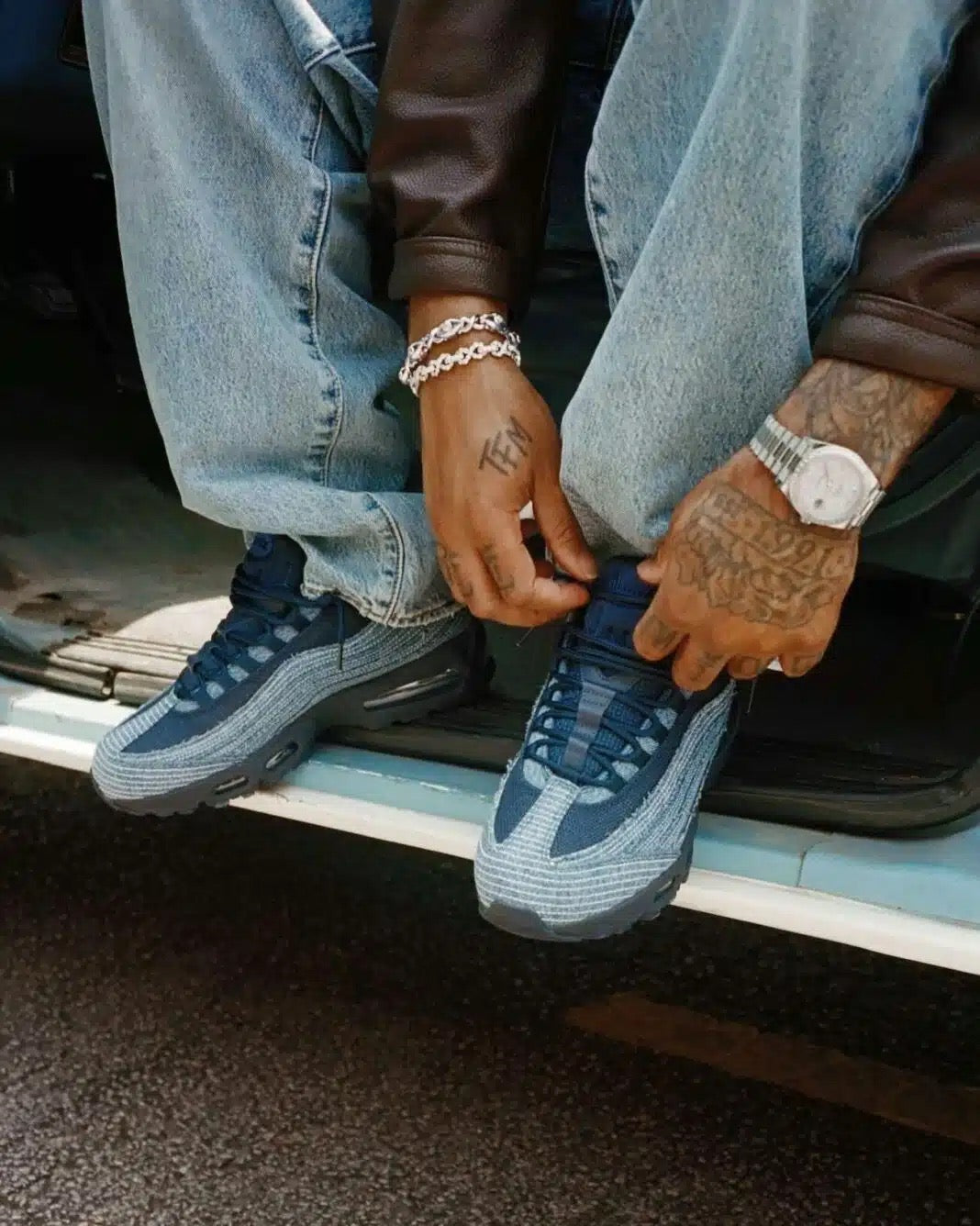 Levi’s x Nike Air Max 95 OG “Obsidian” – HM4743-400 Nike