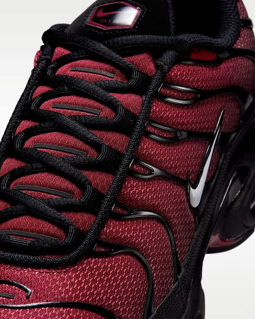 Nike Air Max Plus TN „Tough Red / Black“ – DM0032-601 Nike