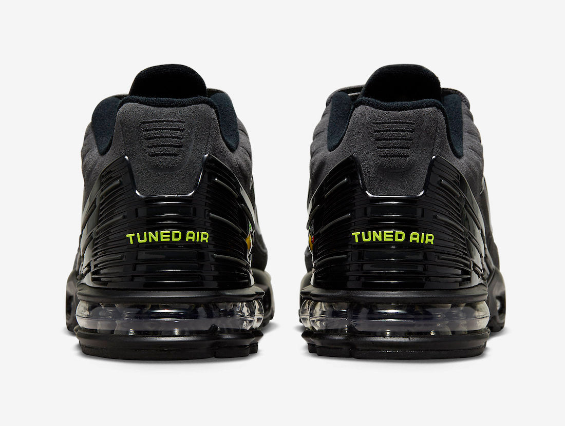 NIKE AIR MAX PLUS 3 ANTHRACITE VOLT