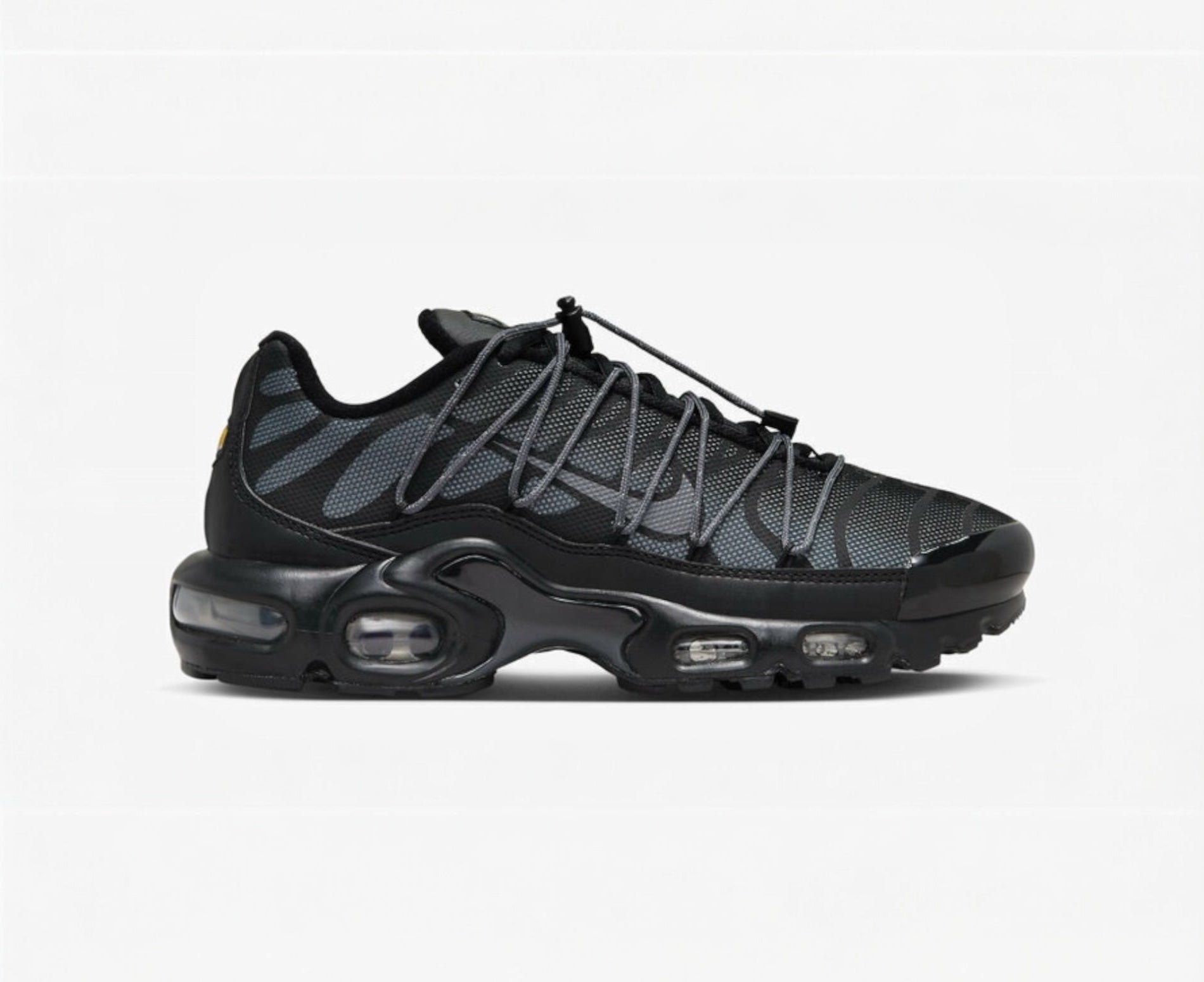 NIKE AIR MAX PLUS TN UTILITY BLACK REFLECTIVE