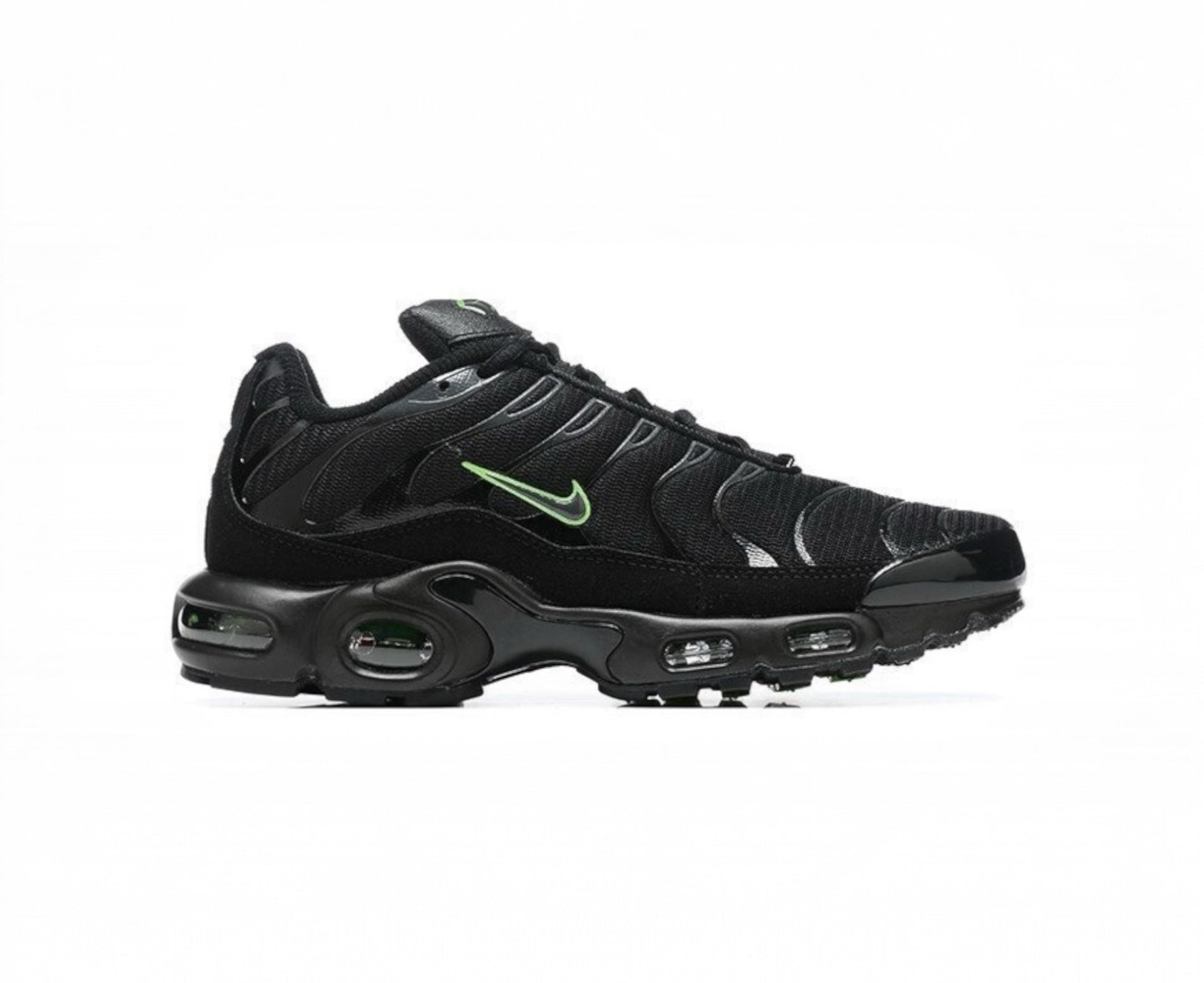 NIKE AIR MAX PLUS TN VOLT