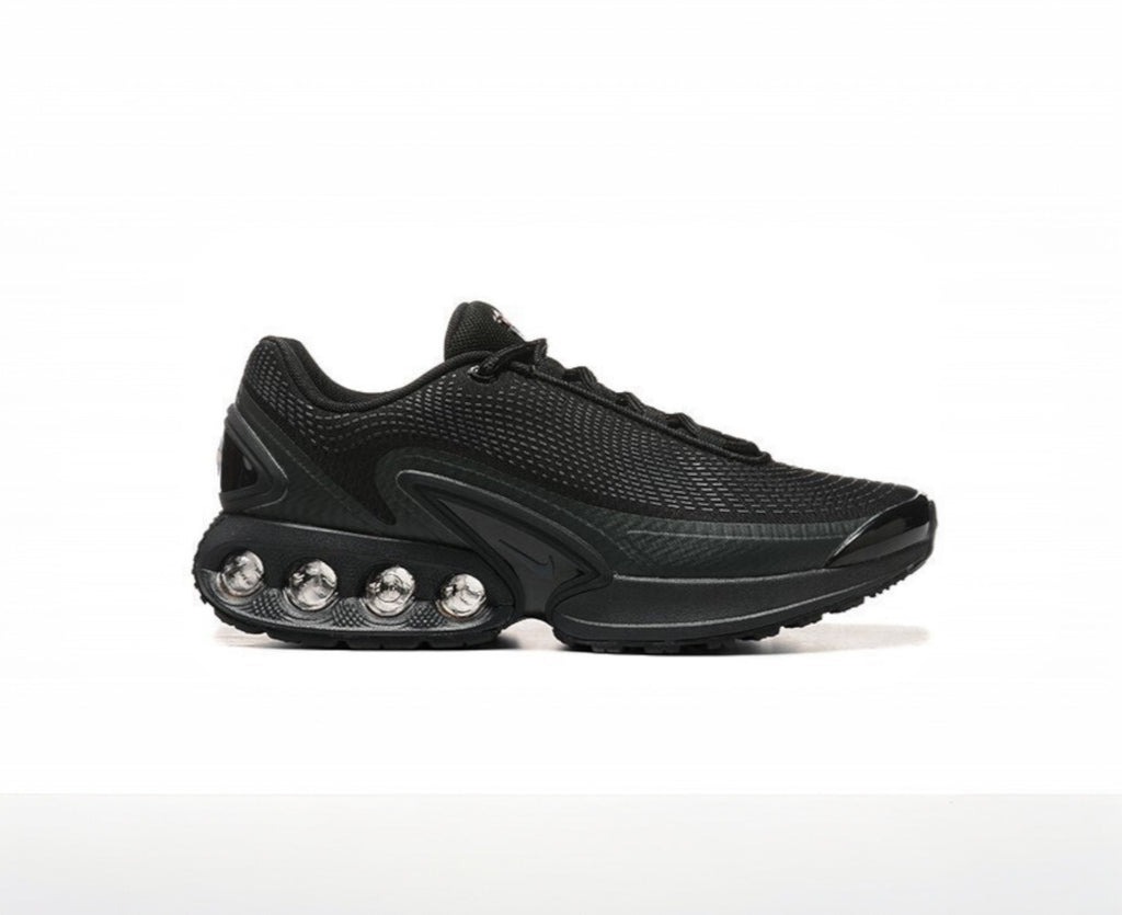 NIKE AIR MAX DN BLACK