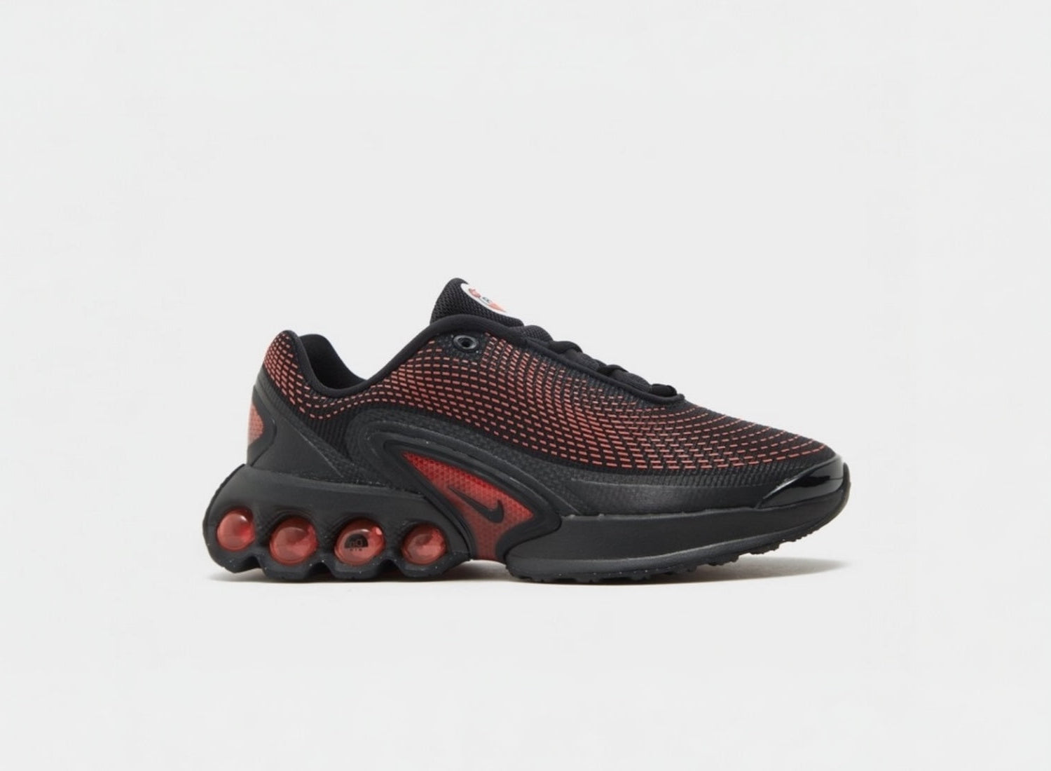 NIKE AIR MAX DN RED LINE