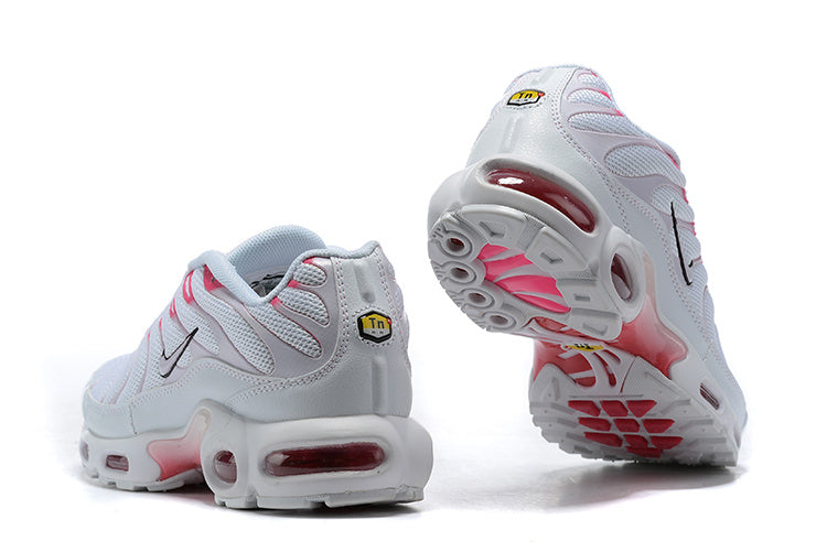 NIKE AIR MAX PLUS TN PINK