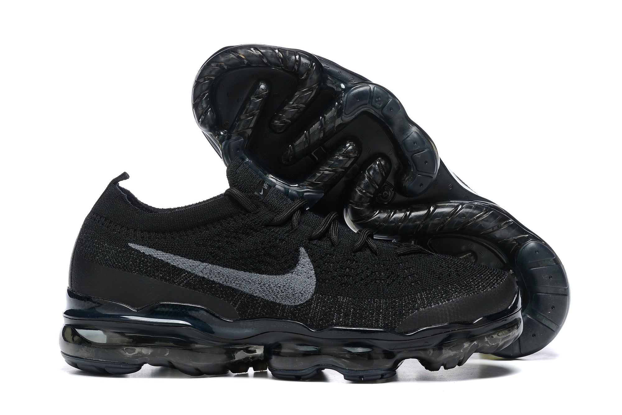 NIKE AIR VAPORMAX PLUS BLACK