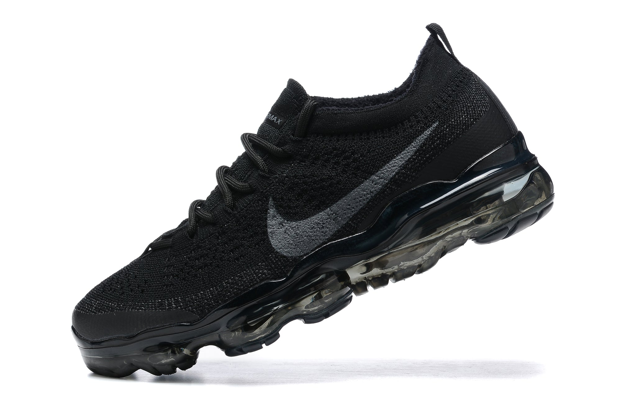 NIKE AIR VAPORMAX PLUS BLACK