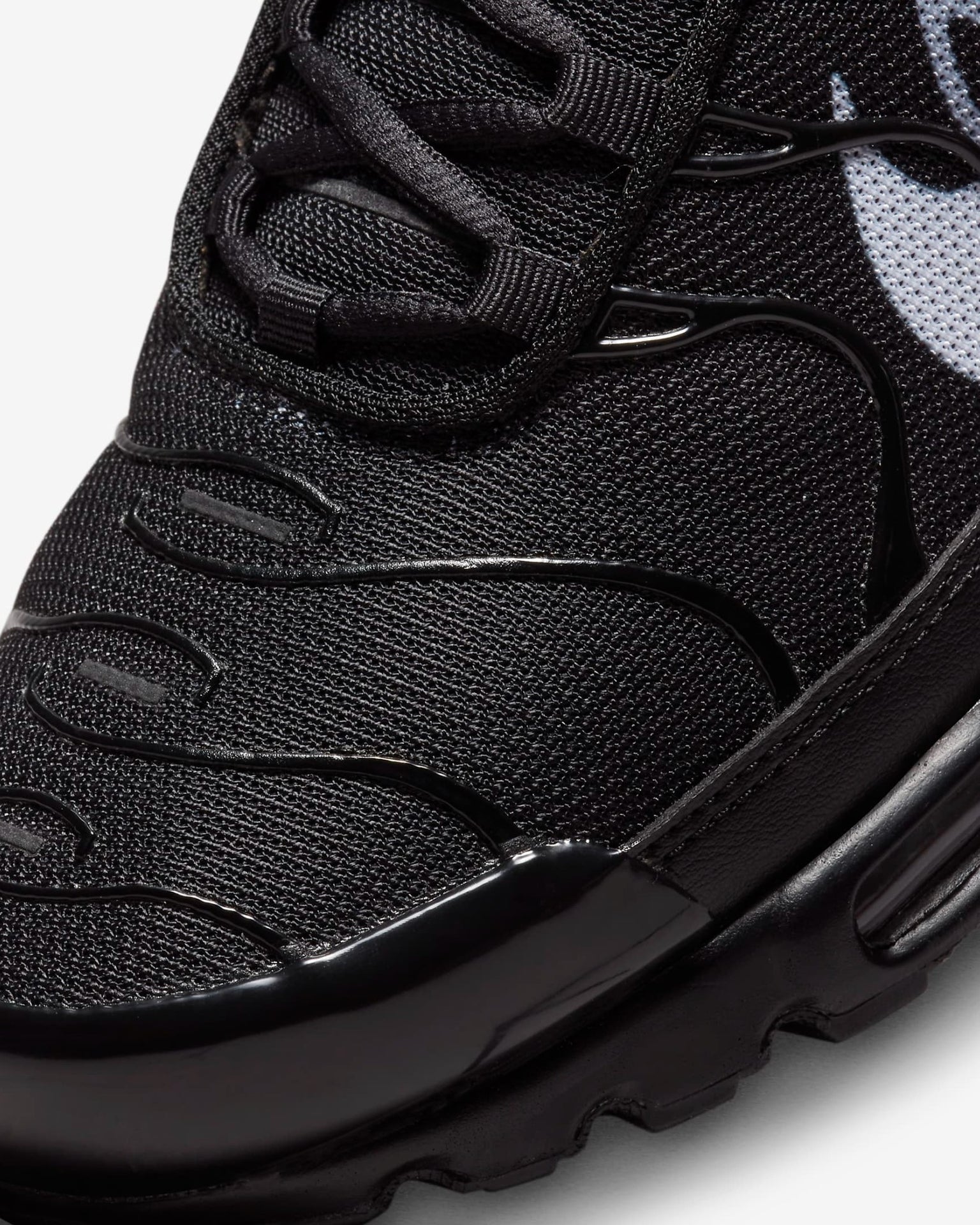 Nike Air Max Plus "Multi Swoosh Black/Bright Crimson" Nike