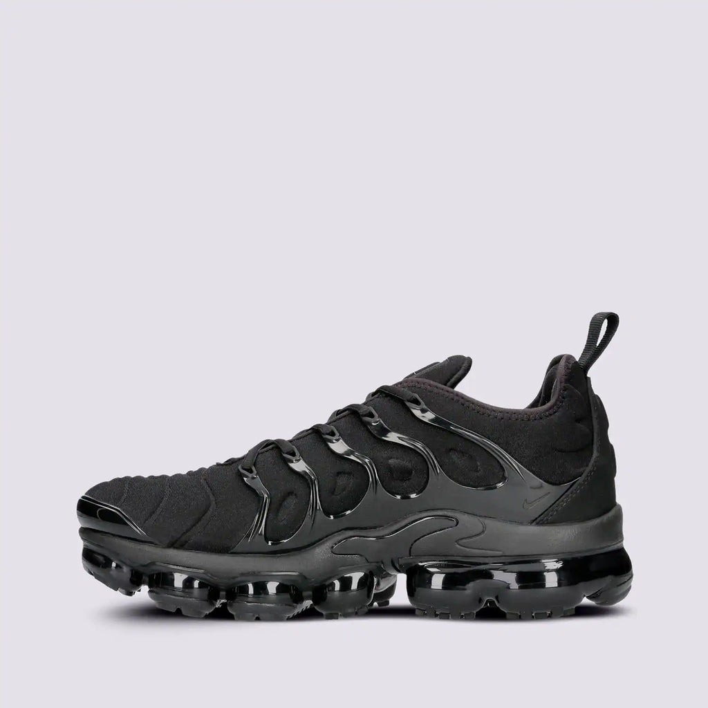 Nike Air Vapormax Plus Triple Black