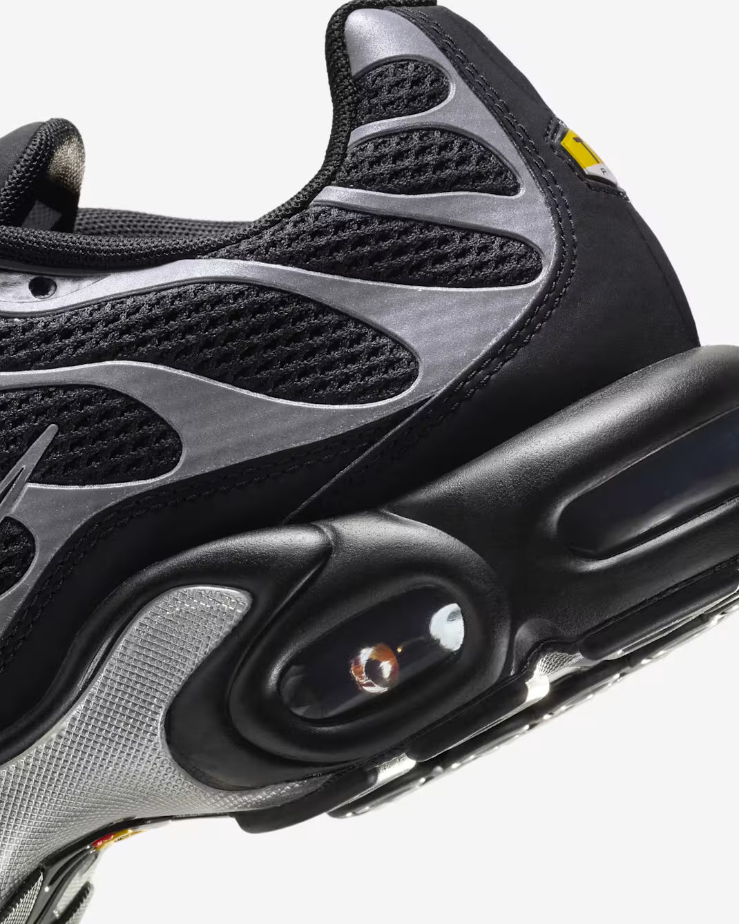 Nike Air Max Plus "Black Reflective Silver"